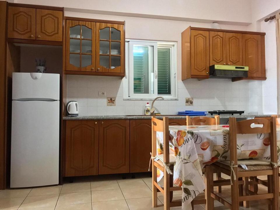 Victoria Apartments Εξαμίλιο Εξωτερικό φωτογραφία