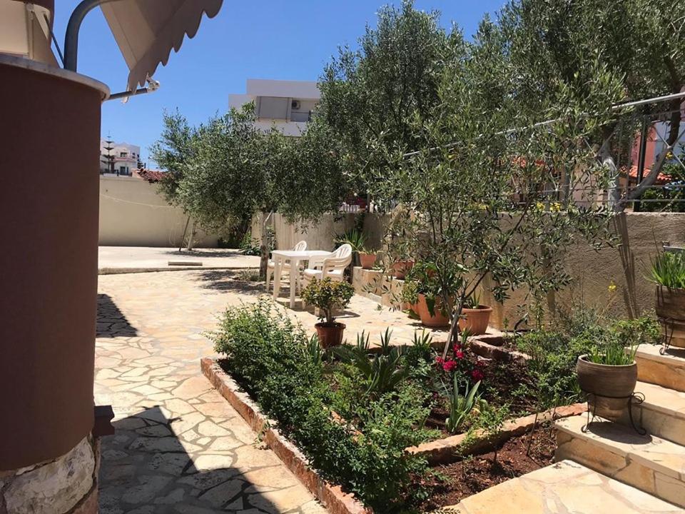 Victoria Apartments Εξαμίλιο Εξωτερικό φωτογραφία
