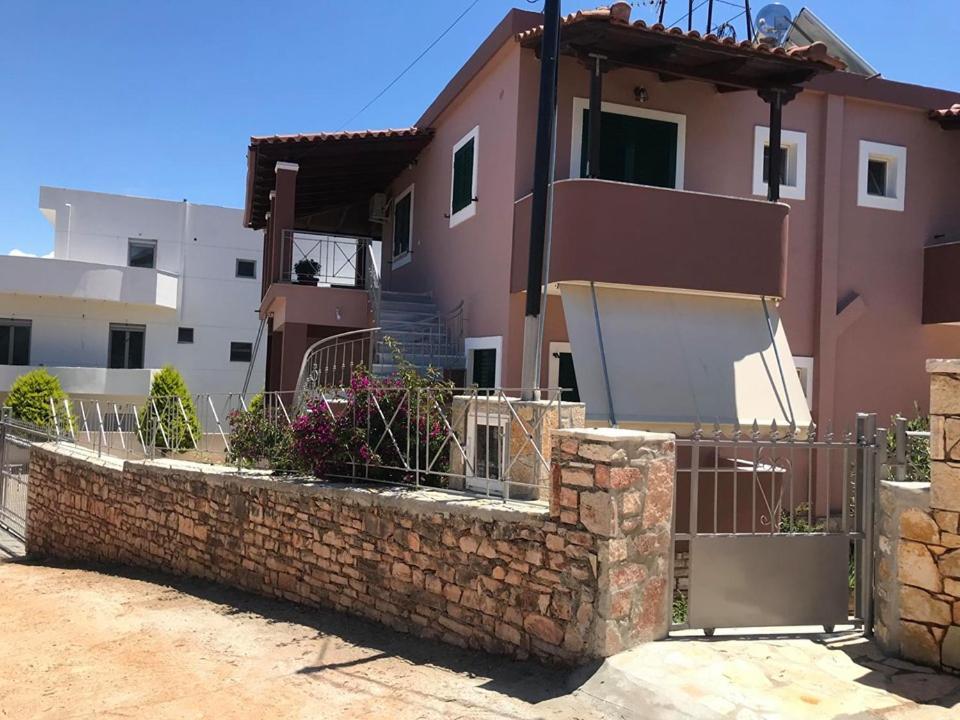 Victoria Apartments Εξαμίλιο Εξωτερικό φωτογραφία